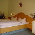Hotel Sport Und Klausen 4*