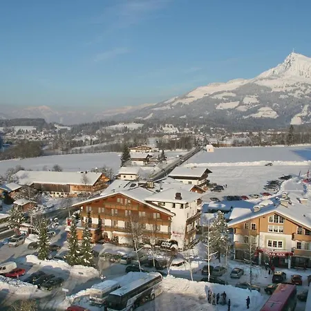 Sport Und Klausen 4* 티롤 키르흐베르크