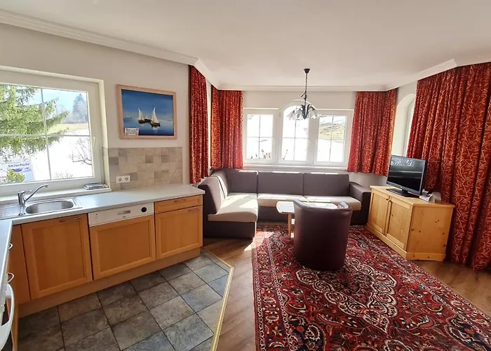 酒店 克劳森运动家庭酒店 4*