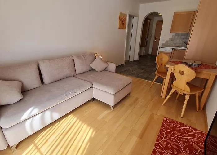 克劳森运动家庭酒店 酒店 4*