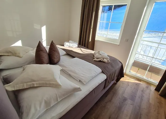 克劳森运动家庭酒店