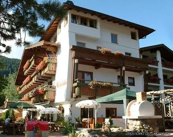 Hotel Sport Und Klausen Kirchberg en Tyrol