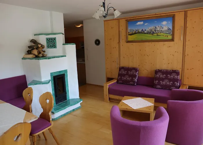 克劳森运动家庭酒店 酒店 4*