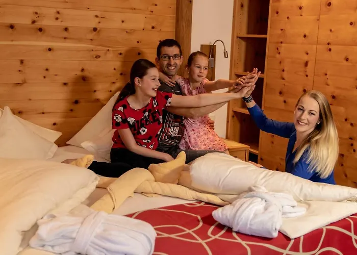 酒店 克劳森运动家庭酒店 4*