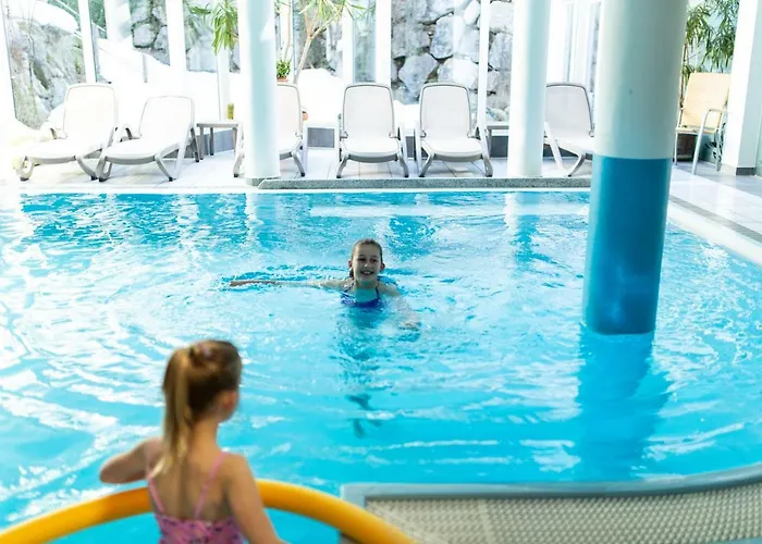 酒店 克劳森运动家庭酒店 4*