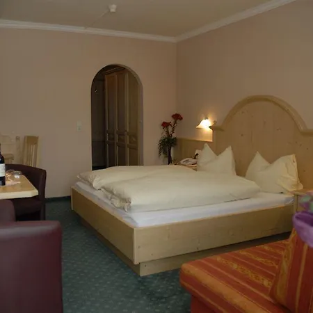 Sport Und Klausen Otel Kirchberg in Tirol