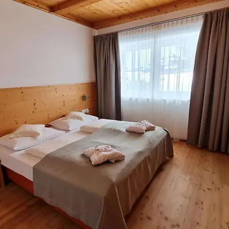 Sport Und Klausen Otel Kirchberg in Tirol
