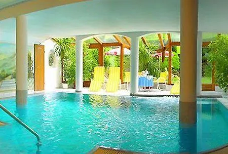 酒店 克劳森运动家庭酒店 4*